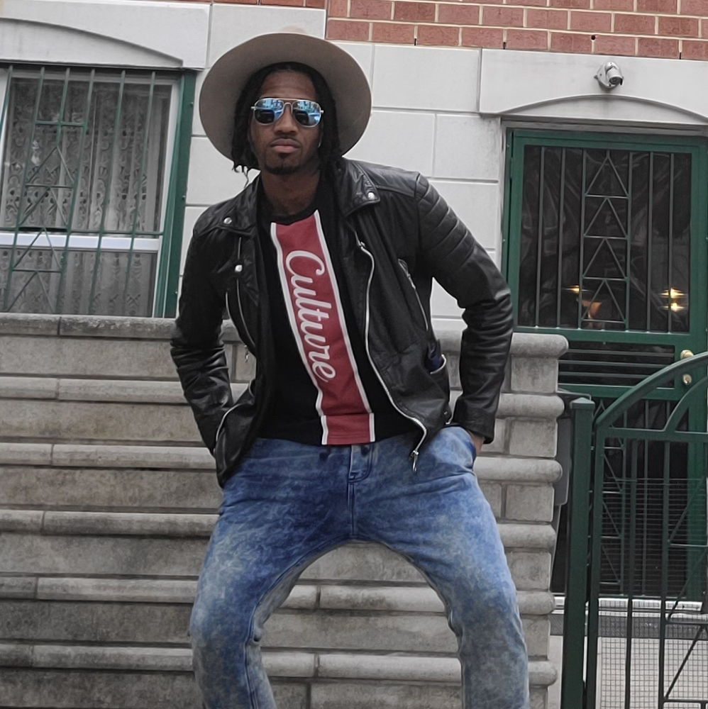 Meet your Posher, Carl